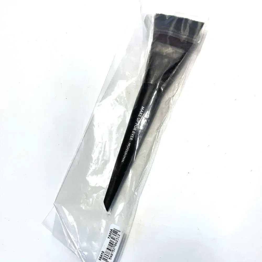 MAKE UP FOR EVER New Body Foundation Brush Medium 410 Straight